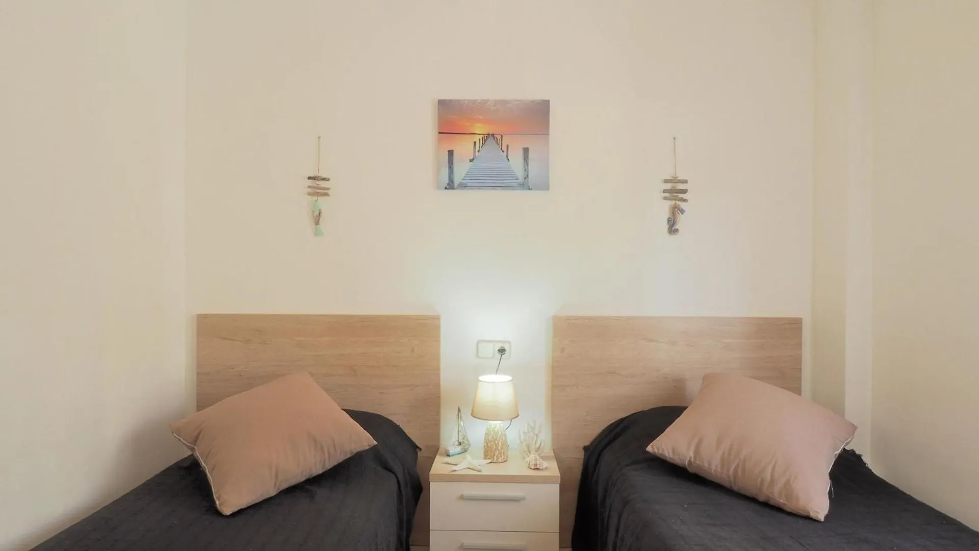 Apartamento L'Escala, 2 Dormitorios, 4 Personas - Es-325-9 Torroella De Montgri Apartment